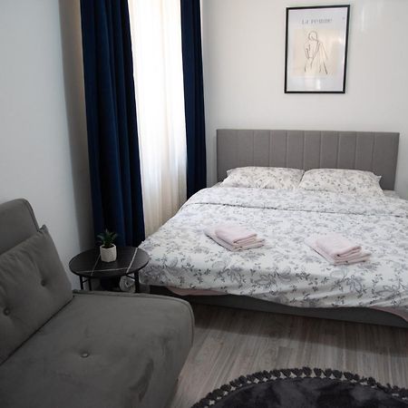 Nano Apartment Призрен Екстериор снимка