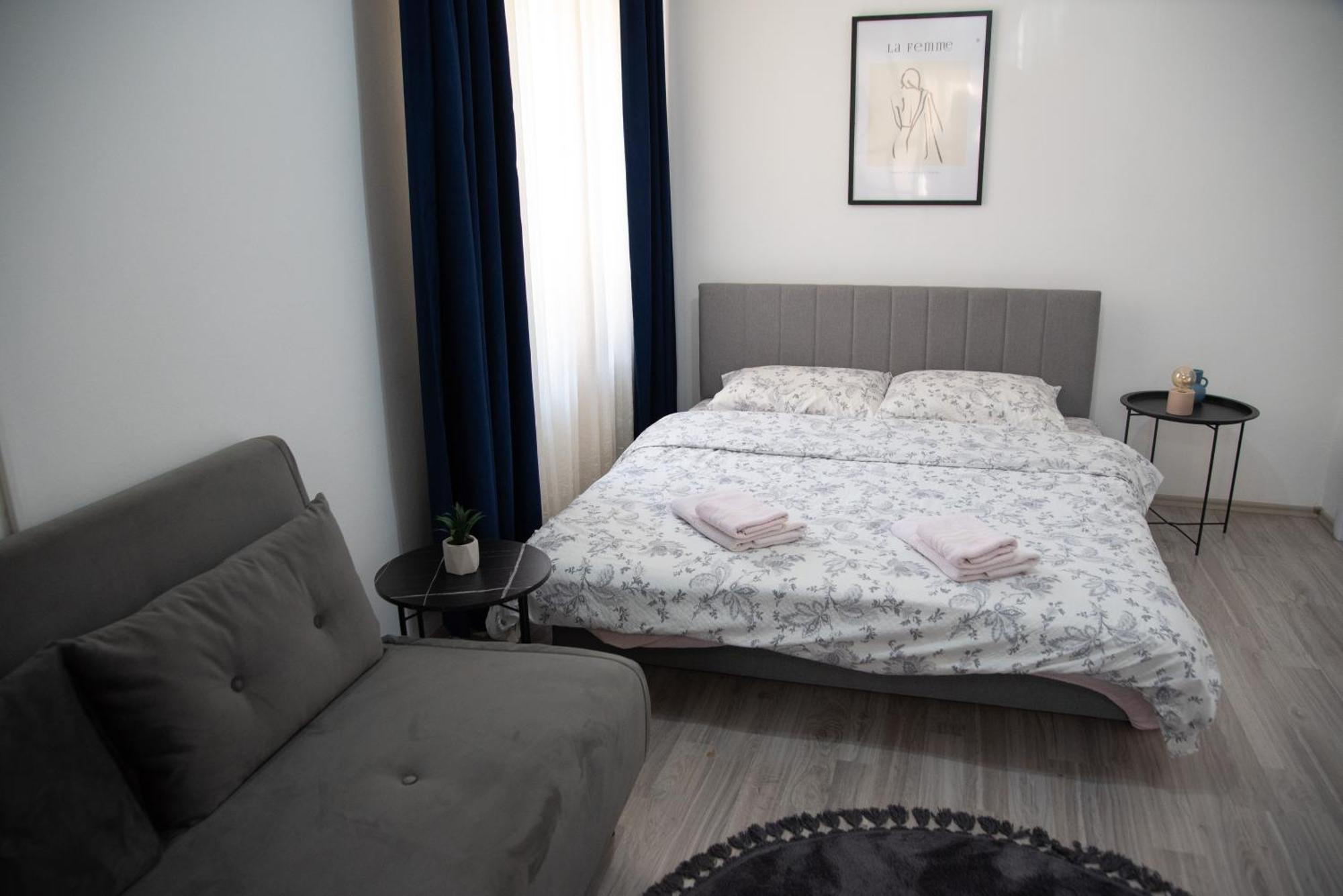 Nano Apartment Призрен Екстериор снимка