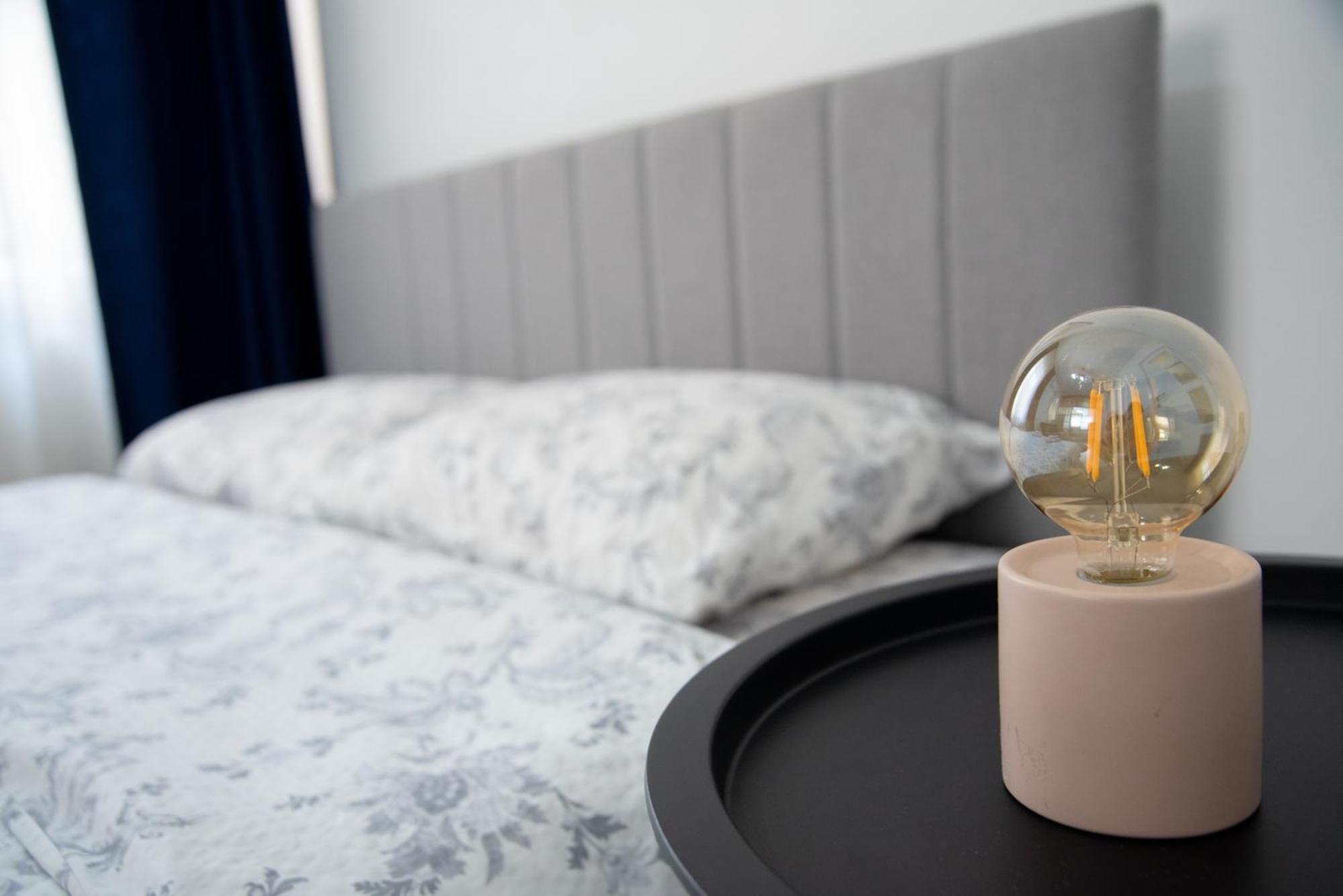 Nano Apartment Призрен Екстериор снимка