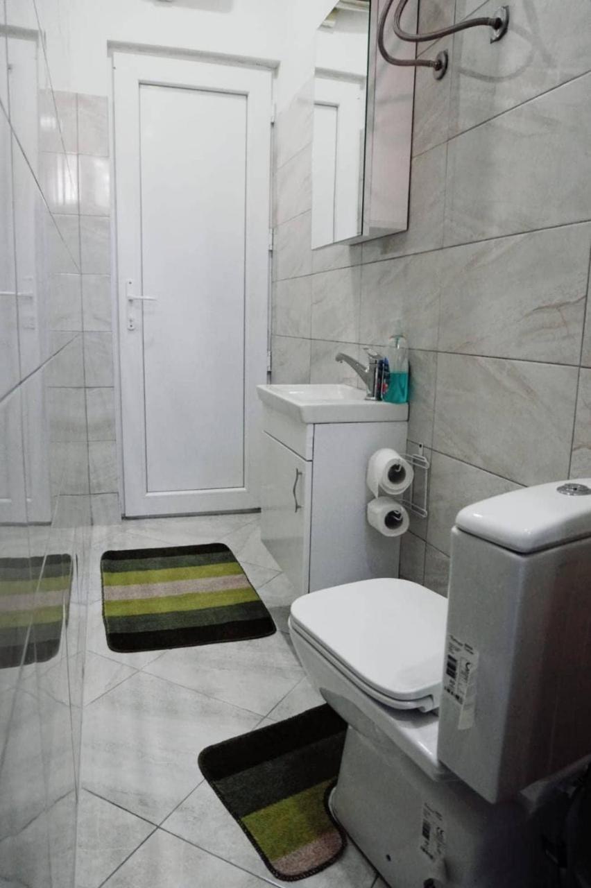 Nano Apartment Призрен Екстериор снимка