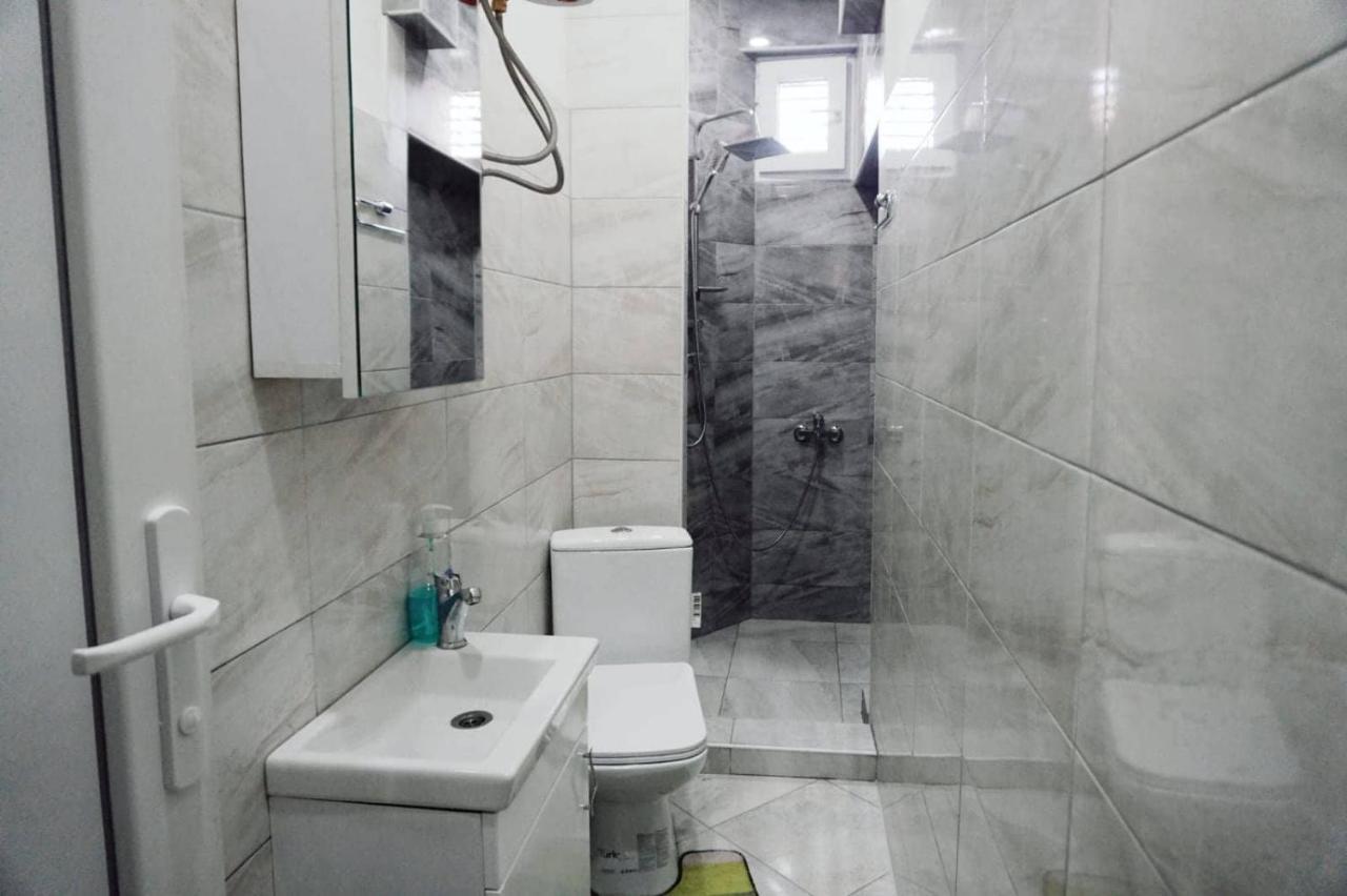 Nano Apartment Призрен Екстериор снимка